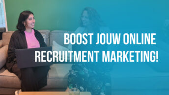 Afbeelding collega's Patricia en Lisa met groene achtergrond + tekst Boost Jouw Online Recruitment Marketing!